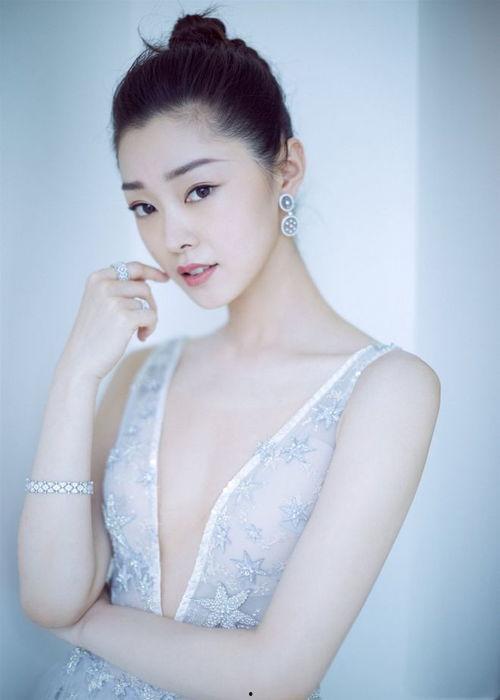 校草宋轶爆料视频大全,揭秘校园风云背后的故事  第1张